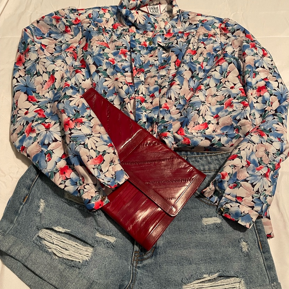Beautiful Vintage Blouse!!